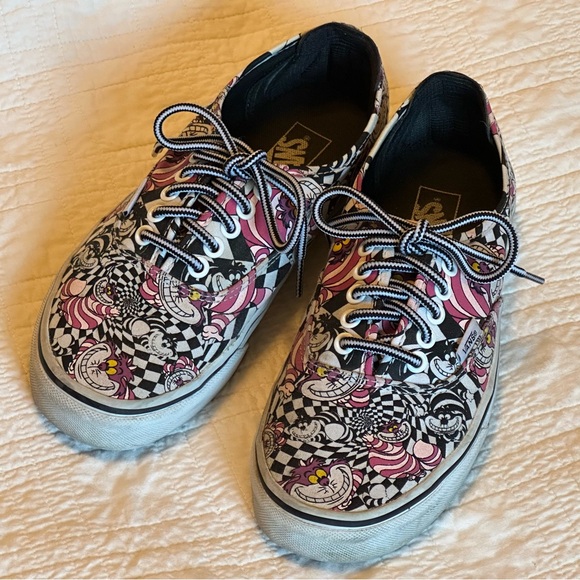 Disney Vans Authentic Alice in Wonderland Cheshire Cat Sneakers - Picture 1 of 5